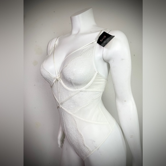 NWT hunkemöller Isabelle Bodysuit size Medium - Picture 9 of 16